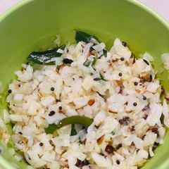 A picture of Cabbage poriyal.