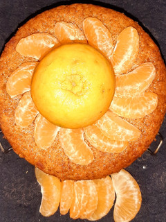 ऑरेंज केक (orange cake in recipe Hindi) रेसिपी मुख्य फोटो