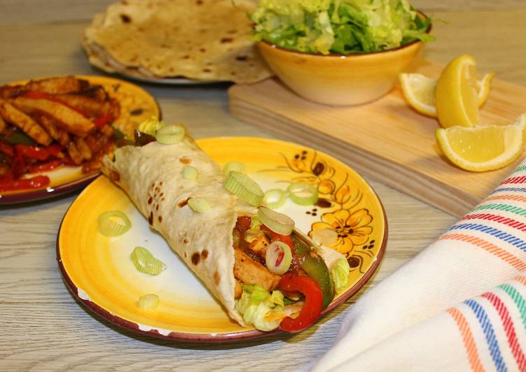 Fajitas veganas de tofu marinado