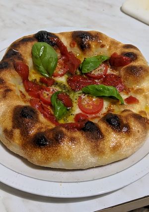 Foto di Pizza in padella "la mia Margherita"