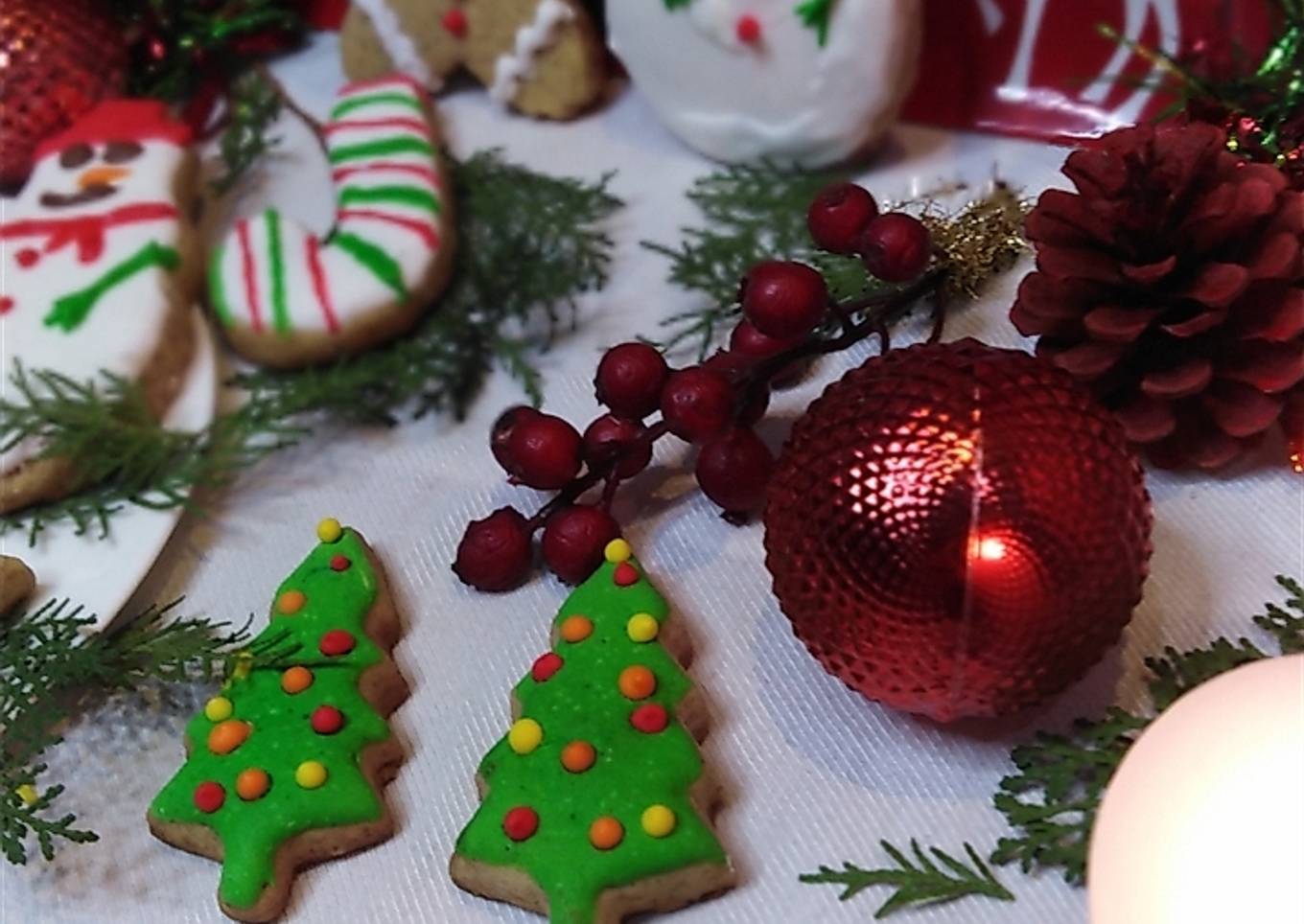 Recette biscuits de Noël au glaçage royal