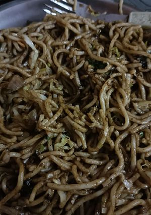 A picture of Noodles.