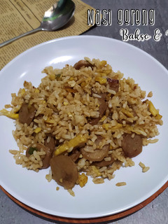Foto resep Nasi goreng bakso telur