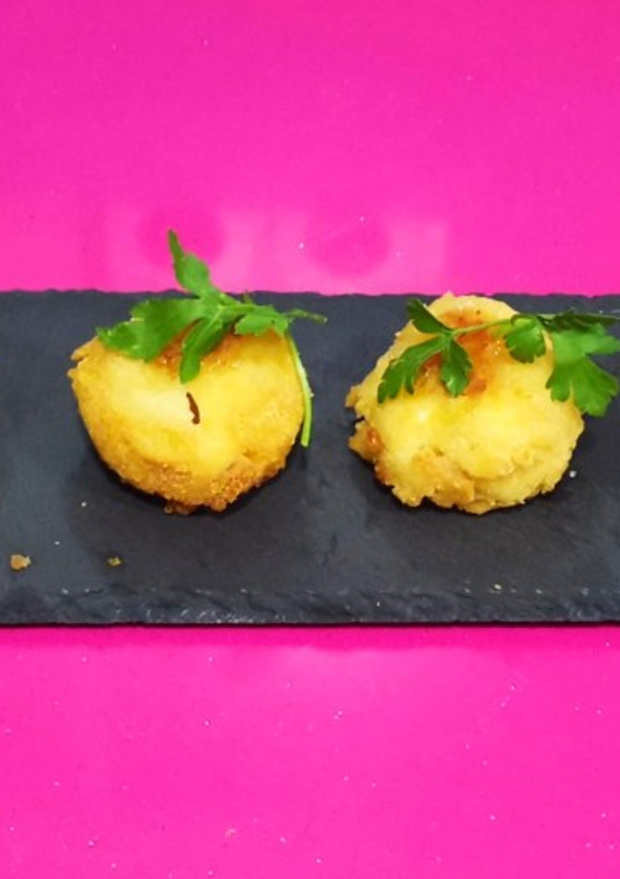 Una foto de Croquetas de jamón al cuadrado