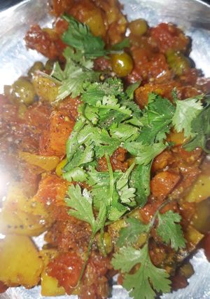 A picture of Aaloo gajar matar veg.