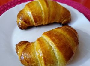 Foto principal de Croissants con hojaldre casero de masa madre