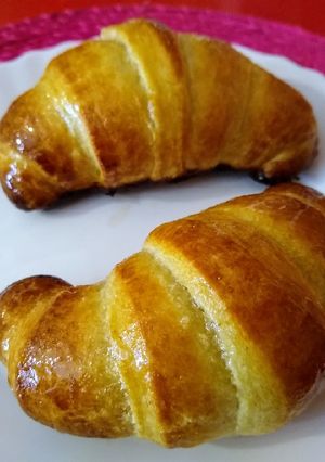 Una foto de Croissants con hojaldre casero de masa madre