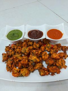 ભાત ના ભજીયા (Rice Bhajiya Recipe In Gujarati) રેસીપી મુખ્ય ફોટો