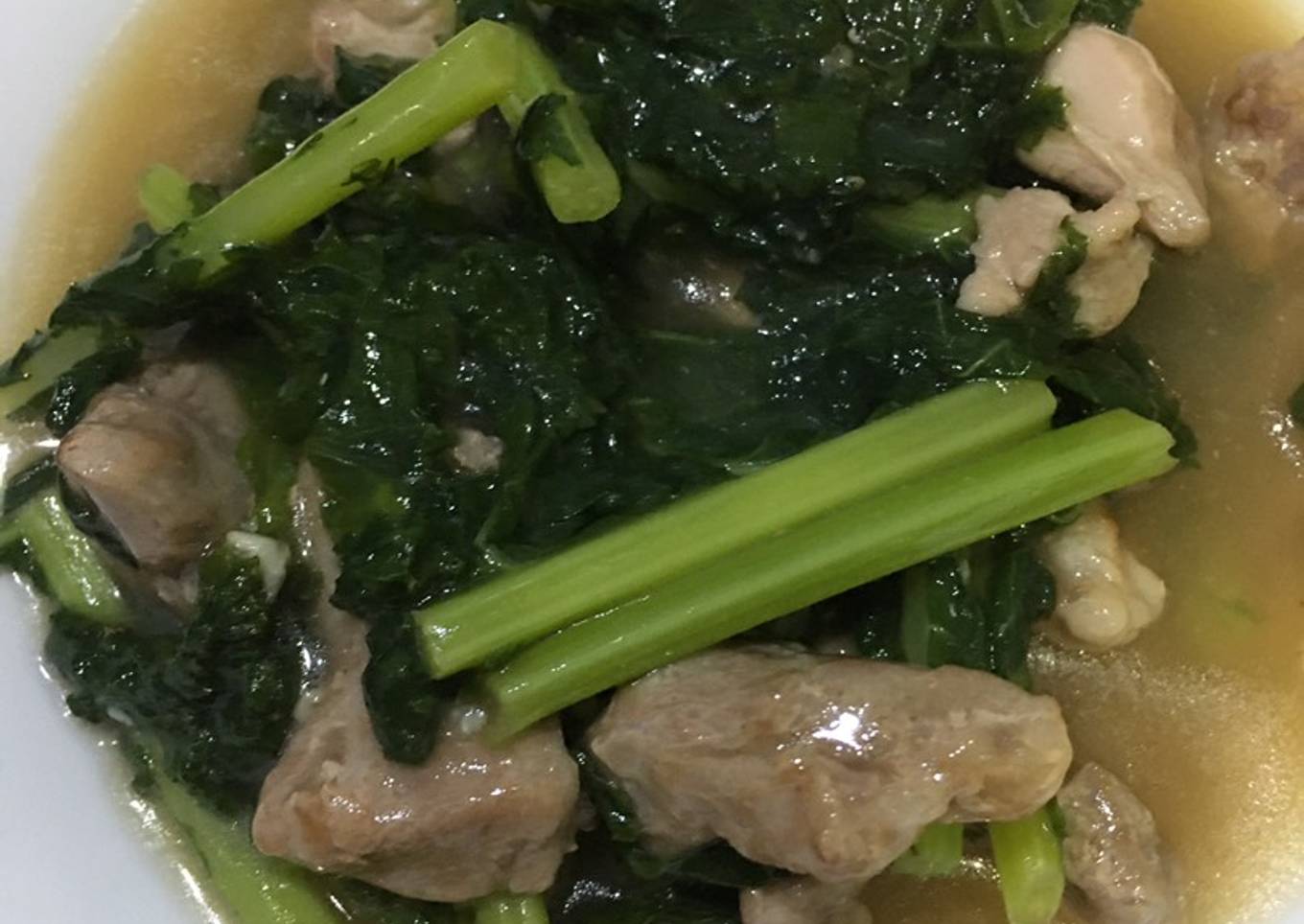 Kale tumis daging babi kapsim