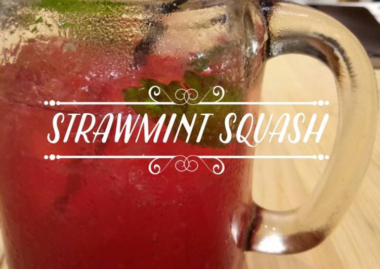 Cara Gampang Membuat Strawmint Squash yang Bikin Ngiler