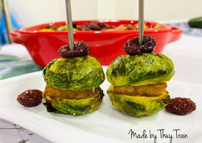 Finger Food 9 👌- món chay 🌱🍃Burger bắp cải Brussels tí hon
- Rau củ nướng hình đại diện món