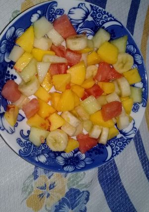 Una foto de Ensalada de fruta.... (Merienda)