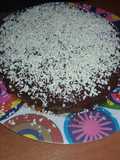 Torta de chocolate bañada en ganache