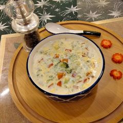 Broccoli and potato soup A picture of Broccoli and potato soup.