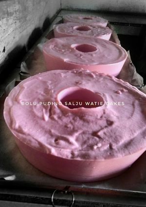 Foto resep Bolu puding salju strawberry