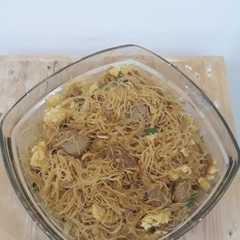 A picture of Bihun Goreng.