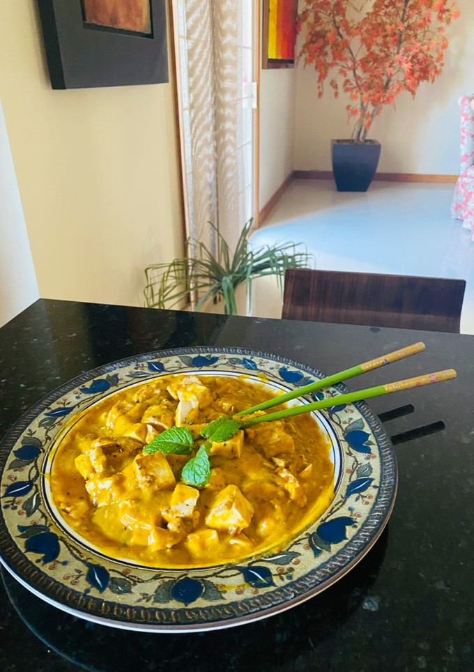 Una foto de Tofu en salsa de mango