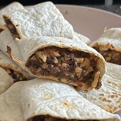 A picture of Quorn Mince Wraps.