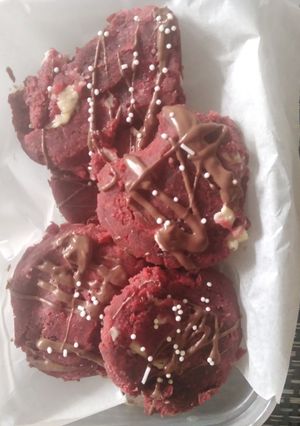 A picture of White chocolate red velvet cookies.