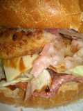 Panino goloso con hamburger di pesce😋😋👏