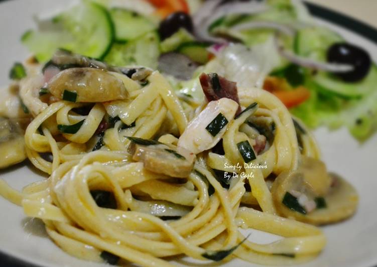 Steps to Make Quick Pasta with Chicken and Mushroom Cream Sauce