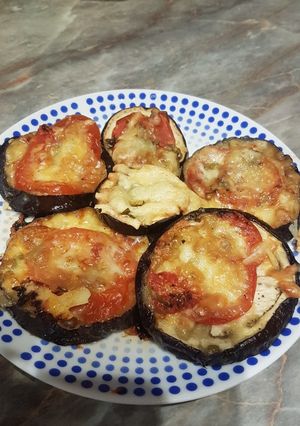 Padlizsán ágyon mozzarella recept fotója