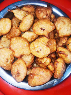 आटे के गुलगुले (Aate ke gulgule recipe in Hindi) रेसिपी मुख्य फोटो