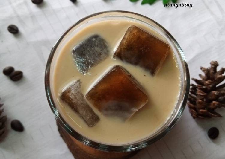 Langkah Mudah untuk Menyiapkan Es kopi susu jepang, Menggugah Selera