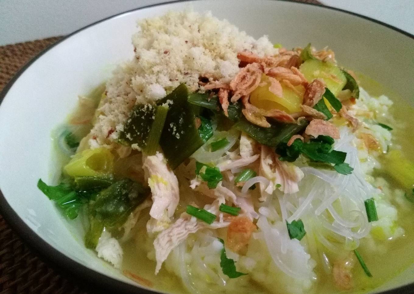 Soto Ayam khas Lamongan