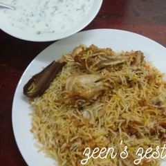 A picture of Awadhi Chicken Biryani.