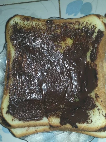 Langkah Mudah untuk Menyiapkan Resep Roti panggang teflon double coklat nanas mudah cepat yang Bisa Manjain Lidah Anti Ribet, Lezat