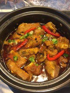 Hình của món Sườn non kho tiêu..