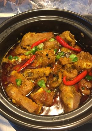 Hình của món Sườn non kho tiêu..