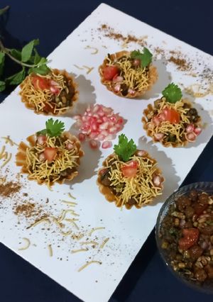 A picture of Sprouts chana basket chat.
