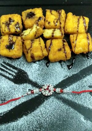 A picture of Fried custurd naggets.