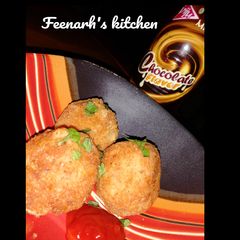A picture of Potato balls.