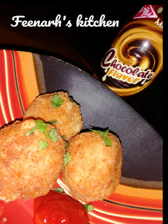 A picture of Potato balls.