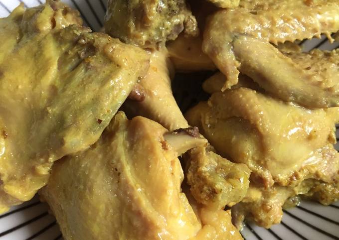 Resep Ayam Ungkep Bumbu Kuning Oleh Enno Lerian Cookpad