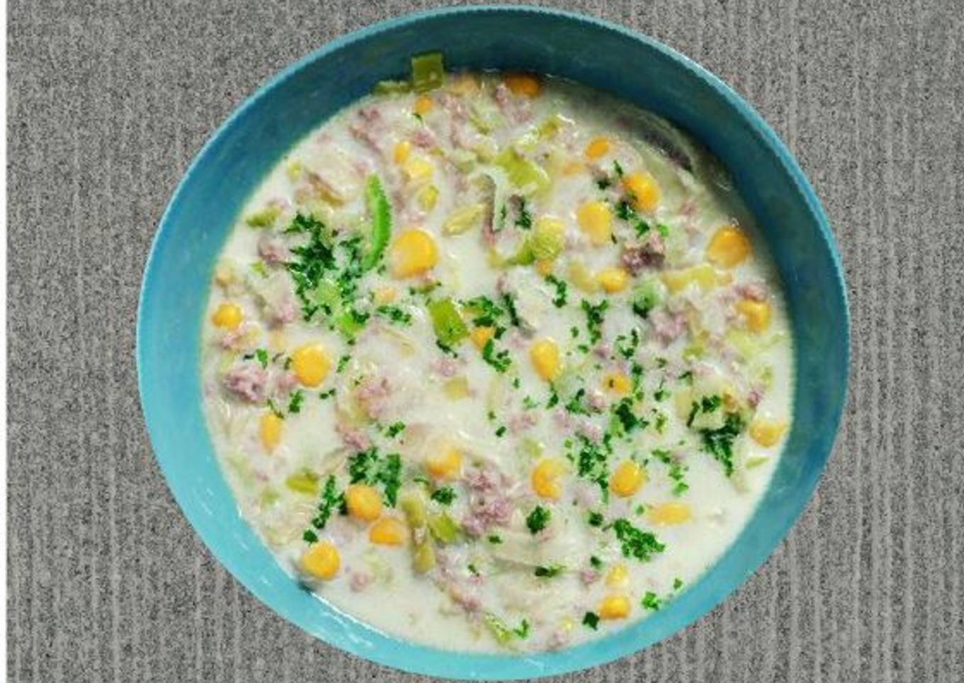 Sopa de carne picada con puerro y Choclo