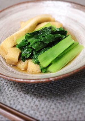 A picture of Boiled deep-fried tofu and Komatsuna.