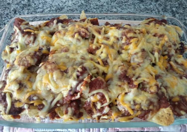 Nachos con chili con carne y queso!!