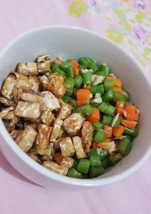 Foto resep Menu Diet Mayo Enak Tumis BuncisWortel & Orek Tempe Tanpa Garam