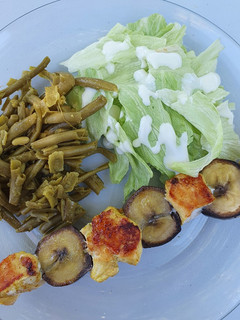Une photo de Brochette Poulet curry Bananes