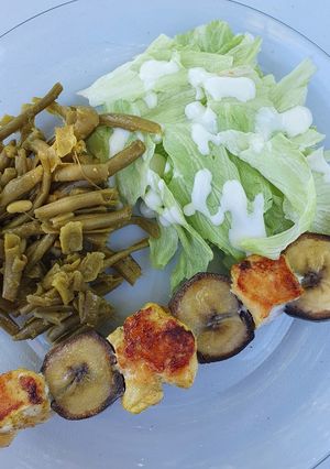 Une photo de Brochette Poulet curry Bananes