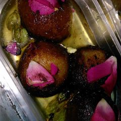 A picture of Sweet potato gulab jamun .