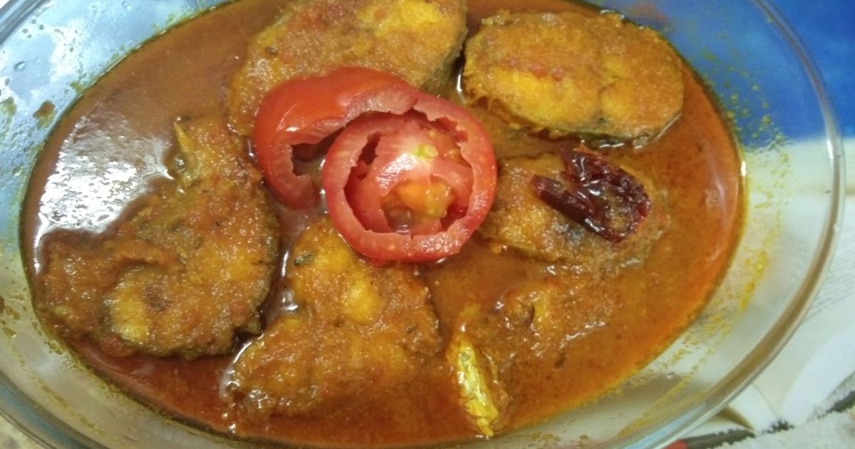 Raho Fish Curry With Tomato Gravy Recipe by Krishna Biswas - Cookpad