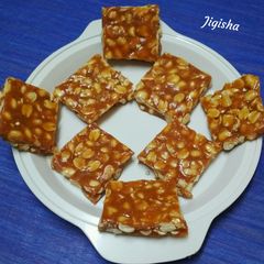 Mungfali ki chikki A picture of Mungfali ki chikki.
