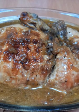 Una foto de 260. Pollo relleno con manzana y champiñones