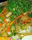 Nui xào rau củ Vetula