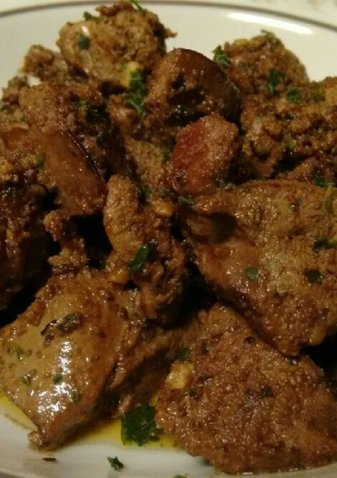Una foto de Higaditos de pollo al ajillo. Rápido